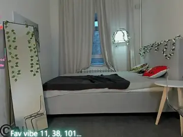 Stripchat Nude Webcam of Milf_Tea