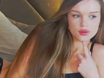 Stripchat Adult Webcams of MarilynNova