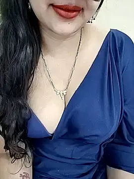 Stripchat Adult Webcam of kaamuk_shweta