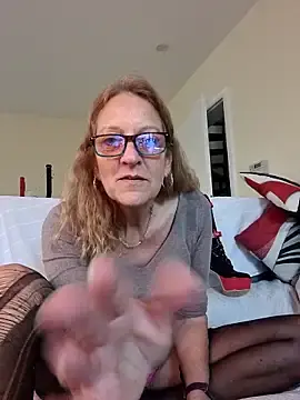 Stripchat Private Sex Chat of HotWifeLyn68