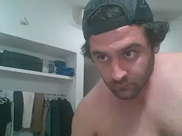 Stripchat Sex Cam of MrPatrick777