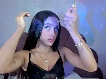 Stripchat Best Webcam of Carohorny4u