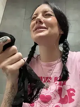 Stripchat Live Porn of Melissa_crazy