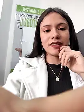 Stripchat Adult Webcams of CHARLOTTE__05