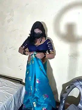 Lovely12streaming from stripchat