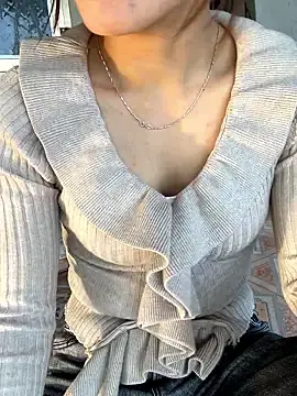 Stripchat Adult Webcam of nhinhi-sexy