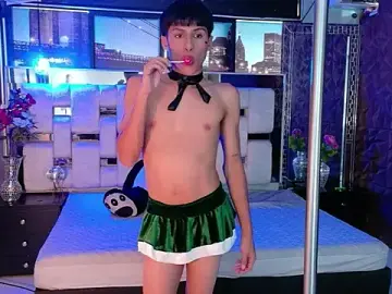 Stripchat Free Live Porn of StormLuxX