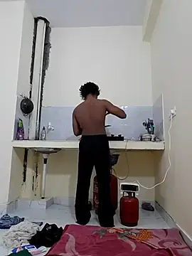 riya190 from stripchat