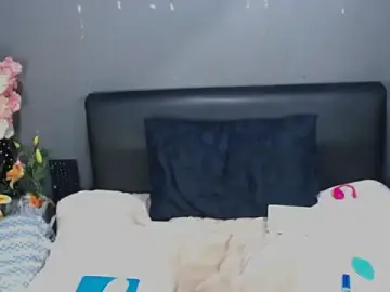 Stripchat Free Live Porn of Ebonyteen18