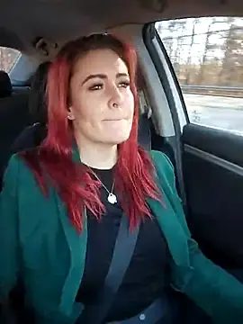 Stripchat Live Porn of HollyTattoo