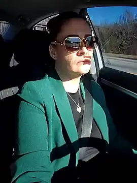 HollyTattoo from stripchat