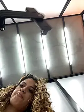 Stripchat Sex Cam of alana15