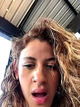 Stripchat Free Porn Cam of alana15