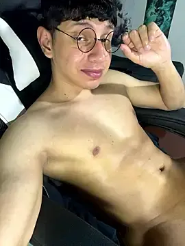 Stripchat Best Webcam of oppaboy