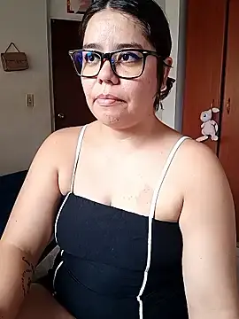 Stripchat Adult Webcams of saenz_eymi