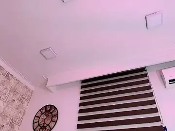 Stripchat Adult Webcam of emily_clarkk_