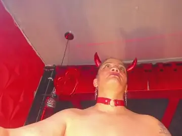 Taylor-hardcore from stripchat