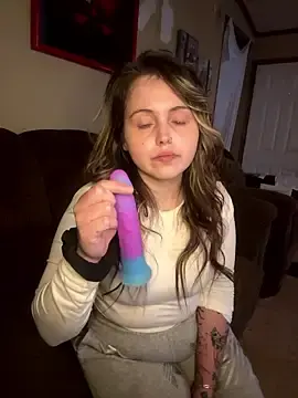 Stripchat Free Porn Cam of JuicyExxxperience