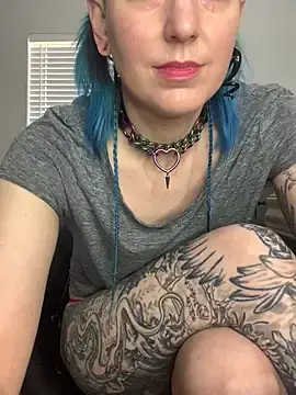 Stripchat Live Sex Cam of MissCumberdale