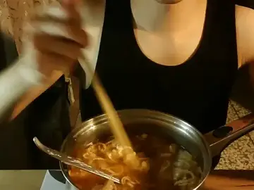 Stripchat Adult Webcams of KYU890428