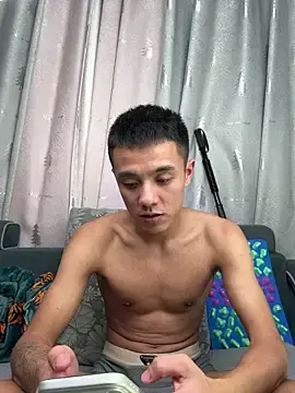 Stripchat Nude Webcam of TOYOTA-01