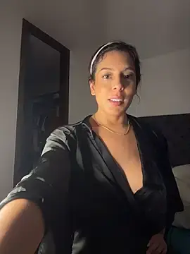 Stripchat Free Live Porn of kamivolkano