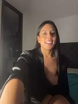 Stripchat Live Sex Cam of kamivolkano