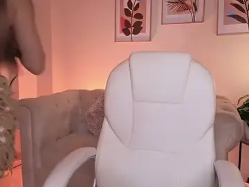 DahianaWalcott from stripchat