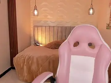 Stripchat Adult Webcam of amira_cute2