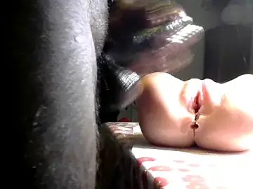 Stripchat Live Sex Cam of frenchblackc31