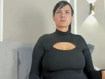 Stripchat Live Sex Cam of Abril_jones10