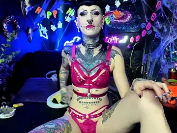 Stripchat Nude Webcam of Purple_Coffin666