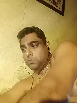 Stripchat Adult Webcam of hardnhornybull