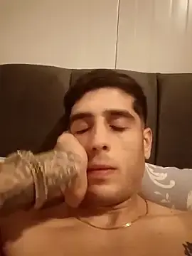 Stripchat Sex Cam of arenn1997