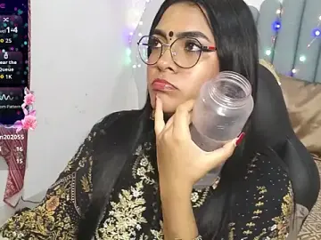 Stripchat Adult Webcam of lakshmiraniii