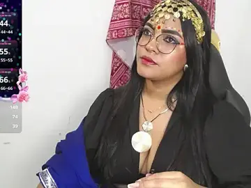 lakshmiraniii from stripchat