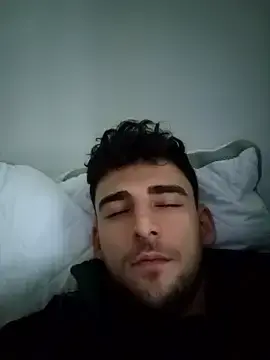 Yasinyasin7 from stripchat