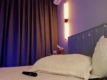 Stripchat Free Porn Cam of Amazing__bitch