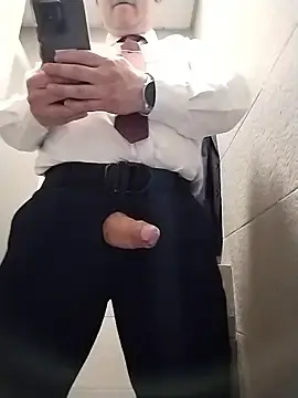 Stripchat Best live sex cam show of BigCristh79