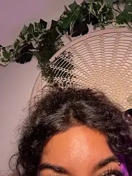 AlyssaHottv_ from stripchat