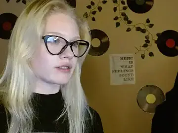 Aria__Moon from stripchat