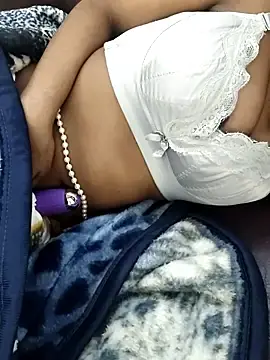 Stripchat Sex Cam of Indian-Glory