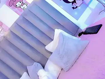 ClaudiaSophia from stripchat