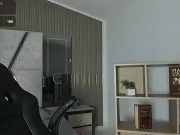 Stripchat Live Sex Cam of LiamDeep