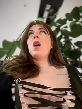 Stripchat Sex Chat of MommmyYummy