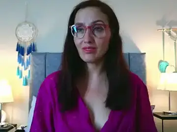 Stripchat Sex Cam of IberianMoonMK