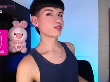 Stripchat Adult Webcam of Ezra_Storm