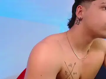 Stripchat Nude Webcam of adam_keith