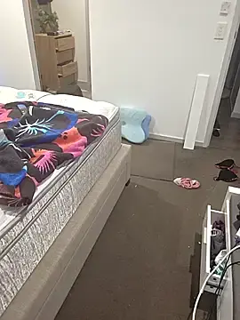 Stripchat Watch Live Sex Cams of Handsolo_porn