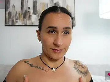 Stripchat Adult Webcams of Sara_Charmy